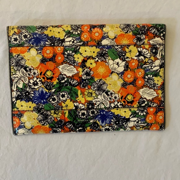 New Floral Rebecca Minkoff Leo Envelope Clutch!!! - Picture 2 of 12